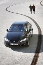 Seat Exeo 2009 года